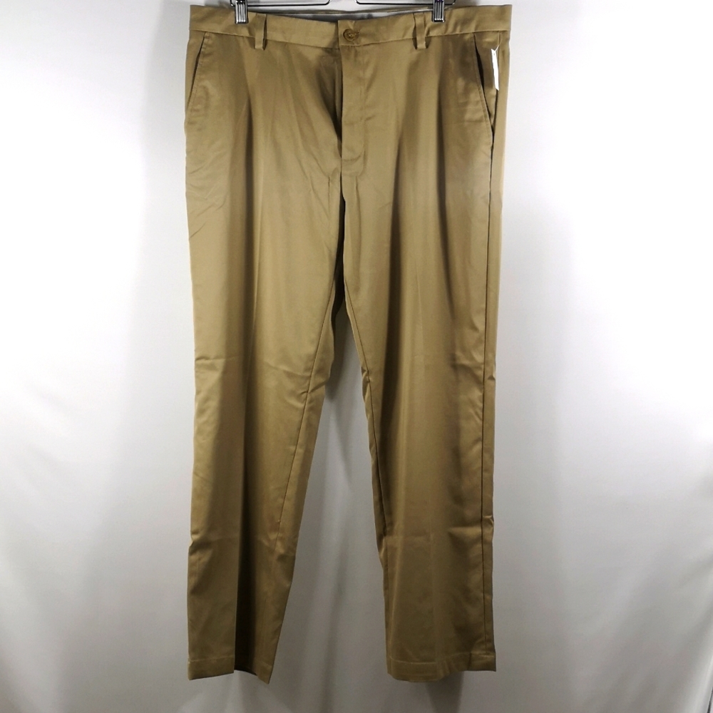 NWT Men's Classic Dress Pants, Amazon Essentials, Size 40Wx32L, Light Brown